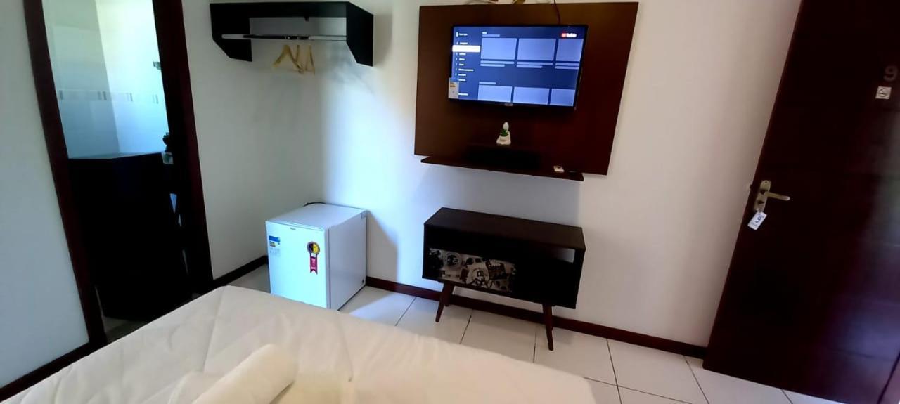 Bliss Hoteis Centro Búzios Eksteriør billede A television set in a hotel room