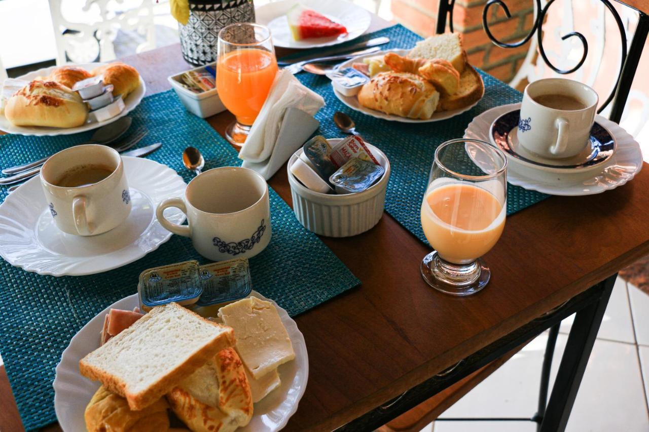 Bliss Hoteis Centro Búzios Eksteriør billede A typical breakfast in the Dominican Republic